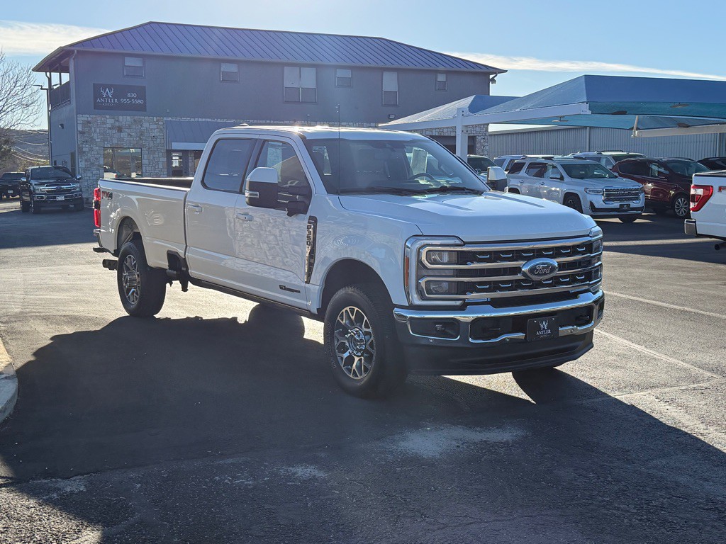 2023 Ford F-350 Image 6