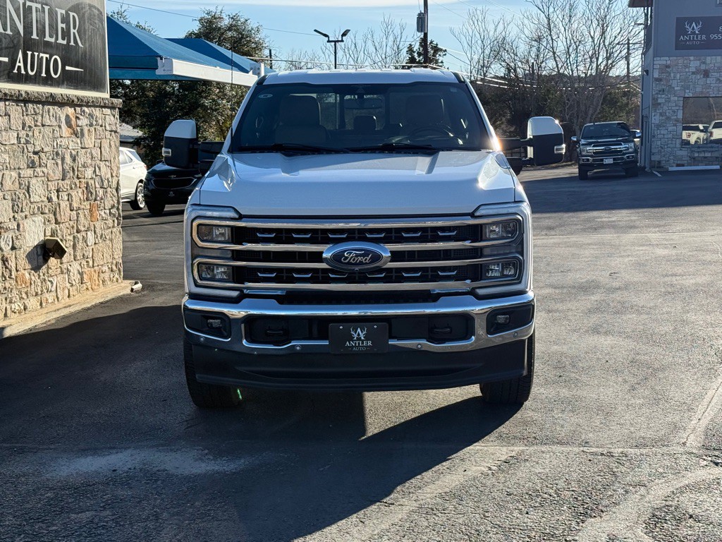 2023 Ford F-350 Image 7