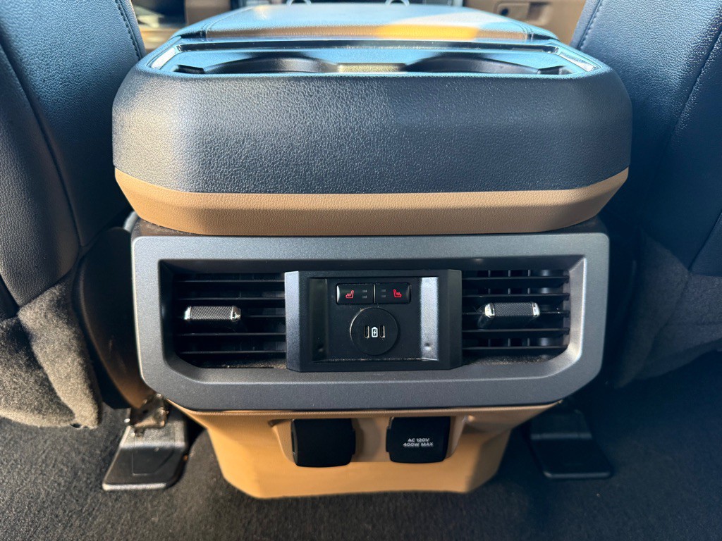 2023 Ford F-350 Image 23