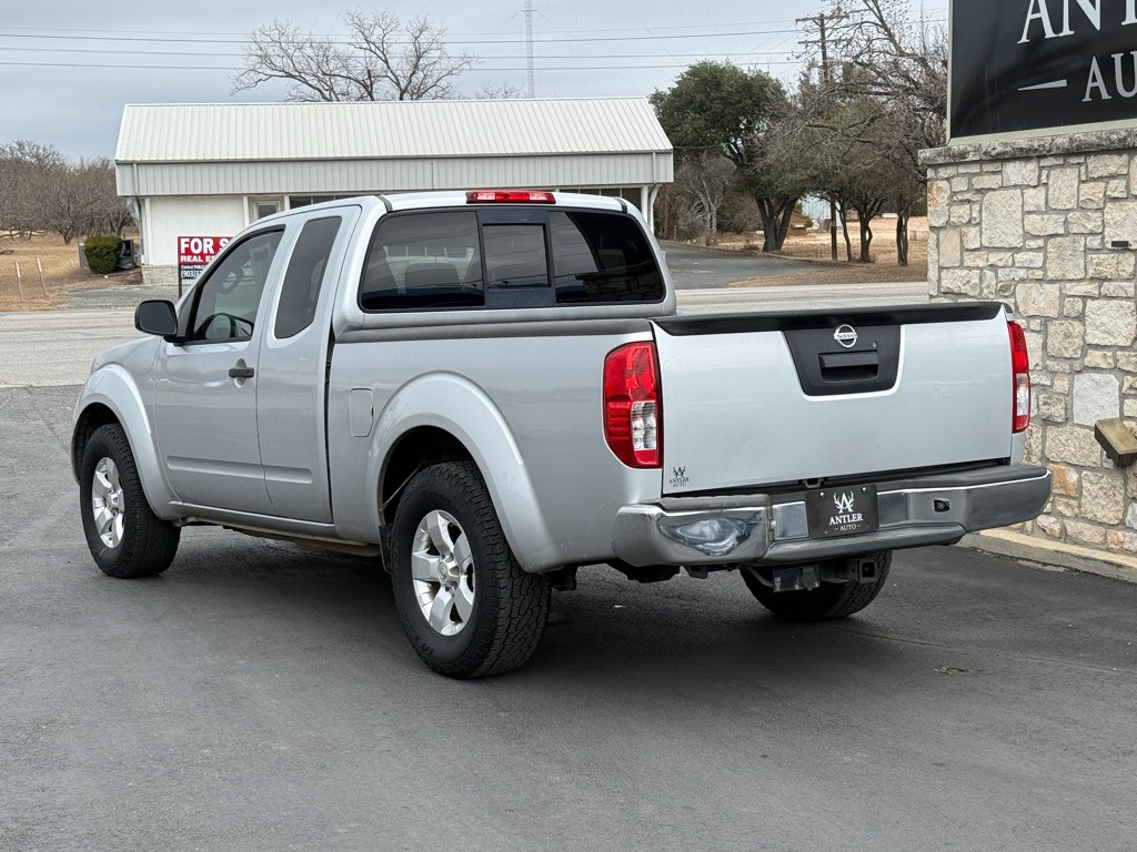 2013 Nissan Frontier Image 3