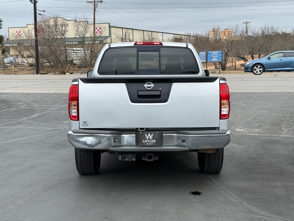 2013 Nissan Frontier Image 4