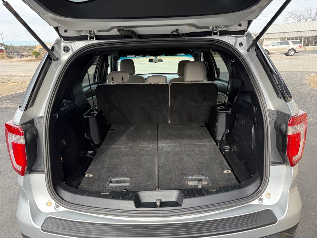 2018 Ford Explorer Image 9