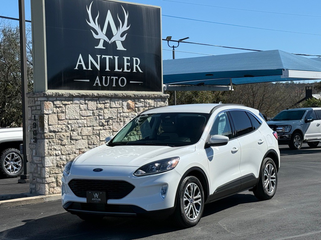 2022 Ford Escape Image 1