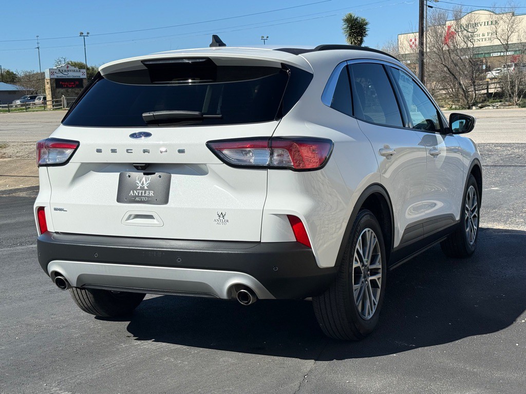 2022 Ford Escape Image 5