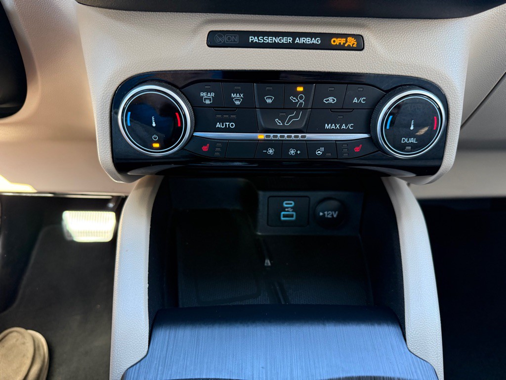 2022 Ford Escape Image 14