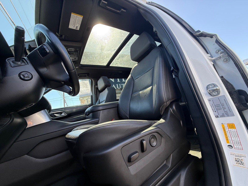 2023 Chevrolet Suburban Image 18