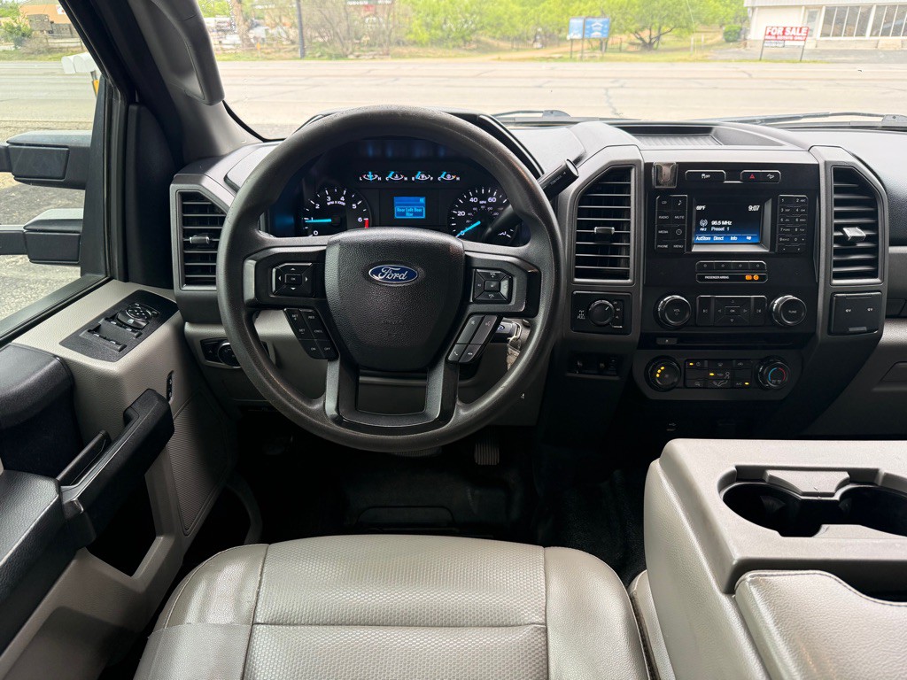 2018 Ford F-250 Image 18