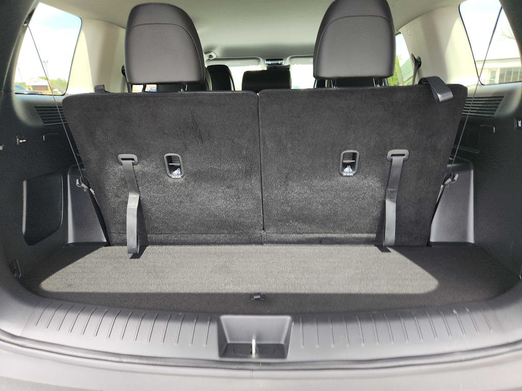 2025 Hyundai Santa Fe Image 11