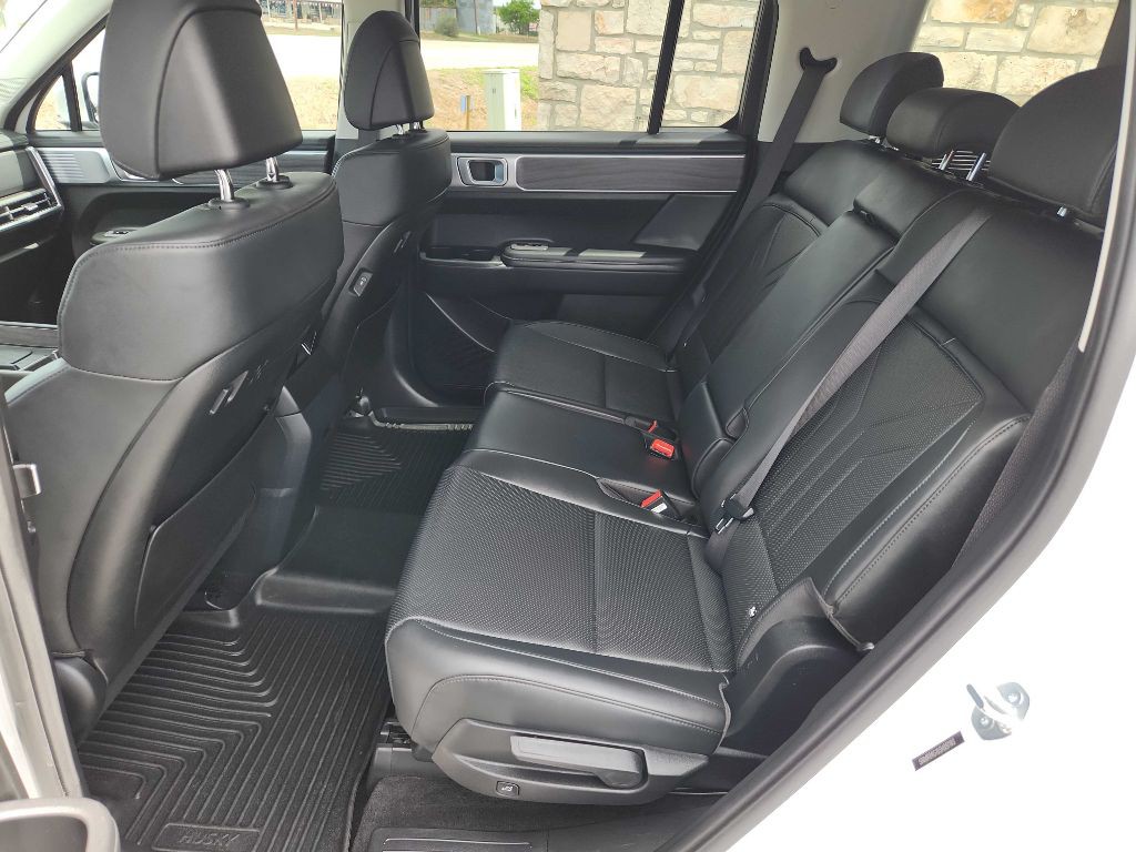 2025 Hyundai Santa Fe Image 14