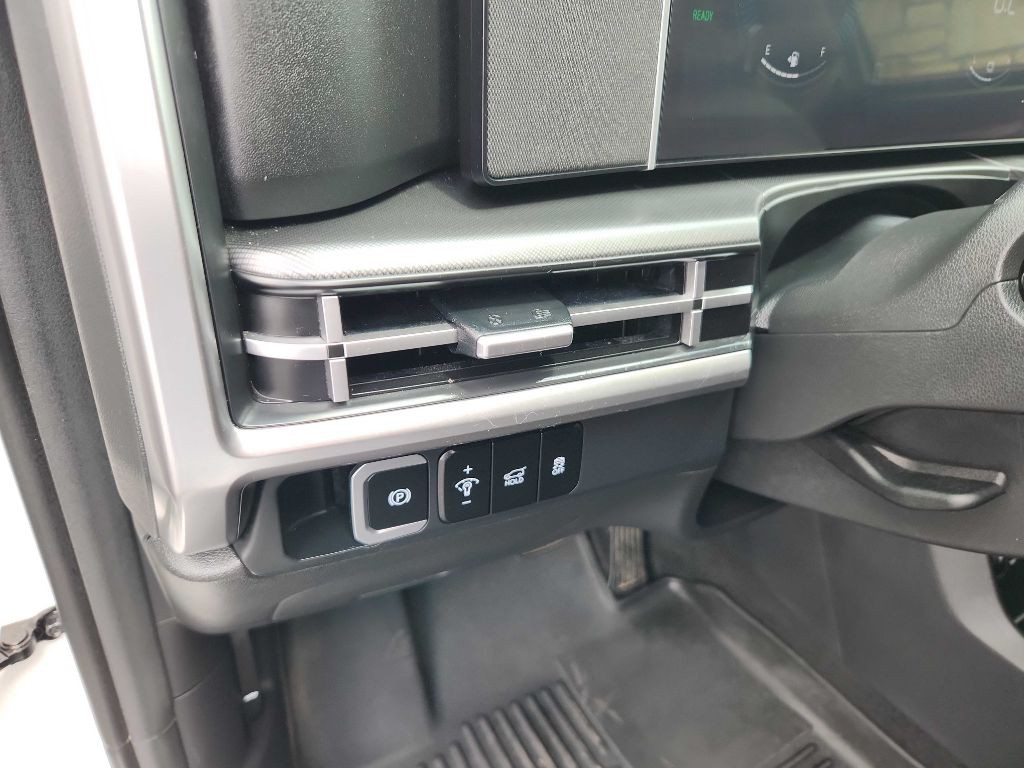 2025 Hyundai Santa Fe Image 19