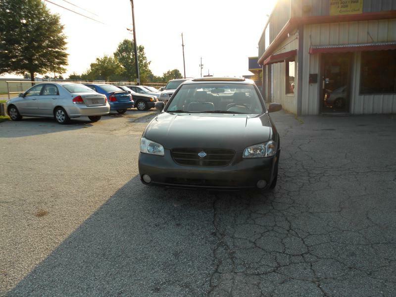 2000 Nissan Maxima Image 2