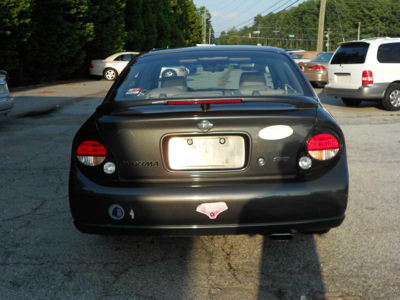2000 Nissan Maxima Image 4