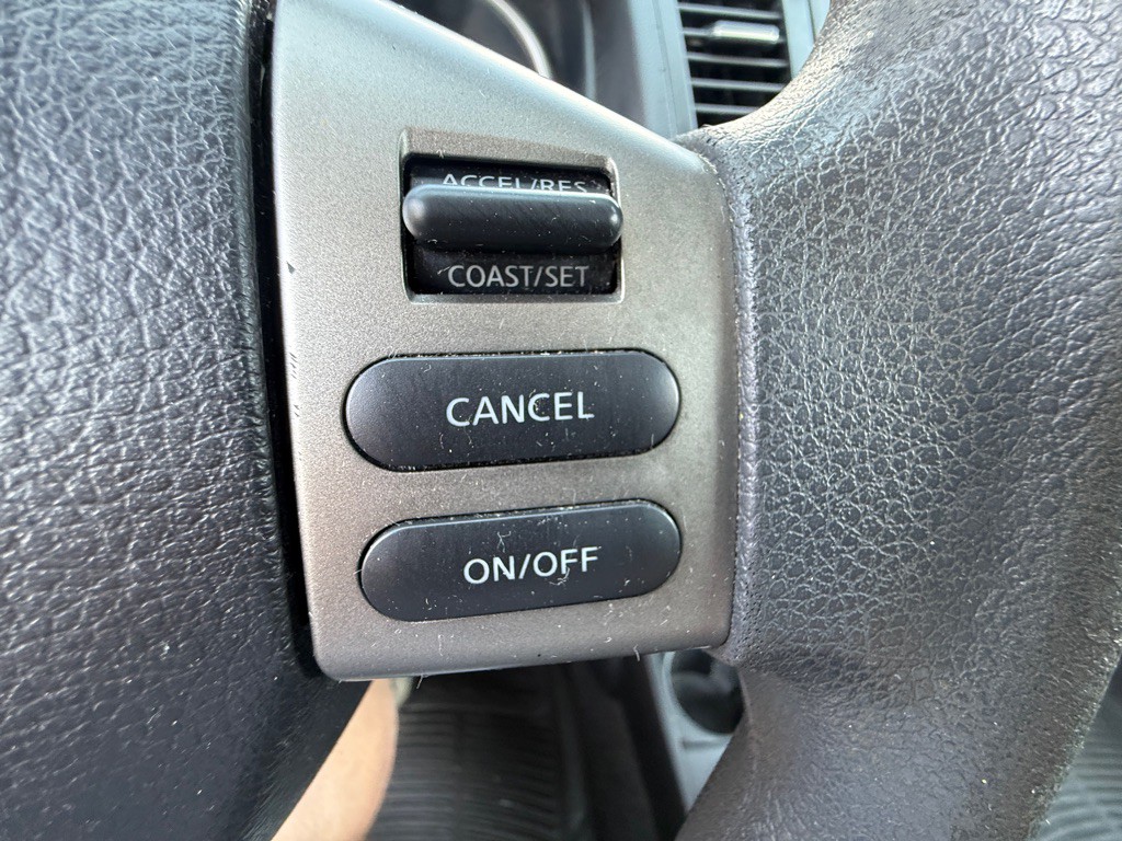 2010 Nissan Versa Image 17