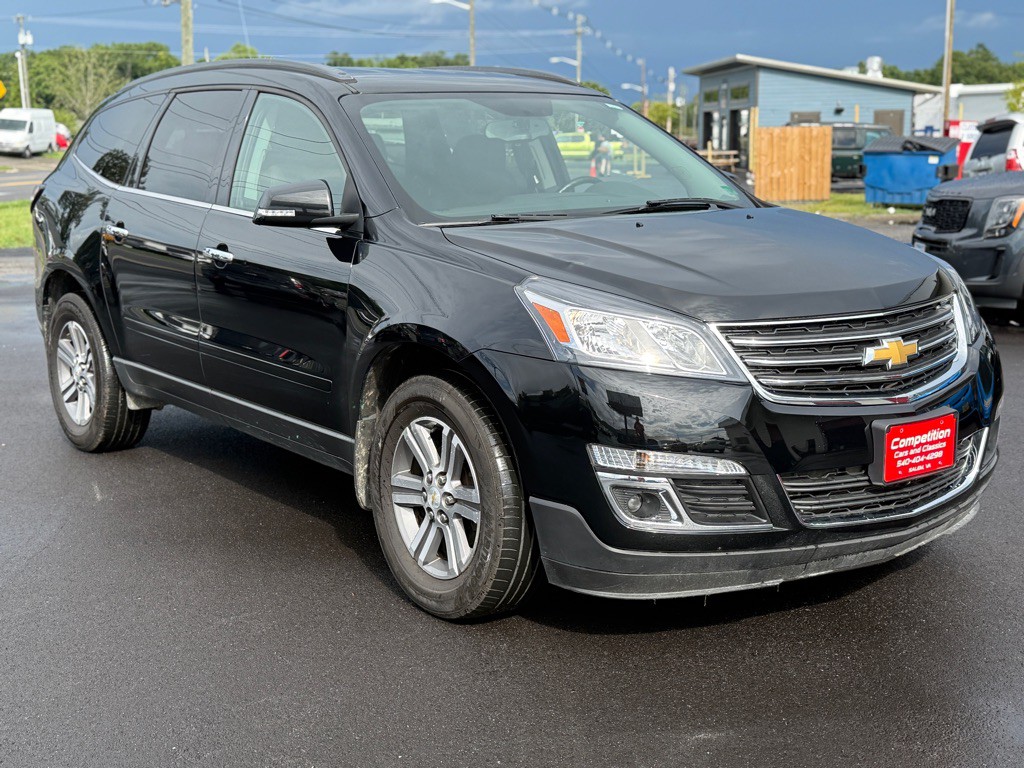 2017 Chevrolet Traverse Image 3