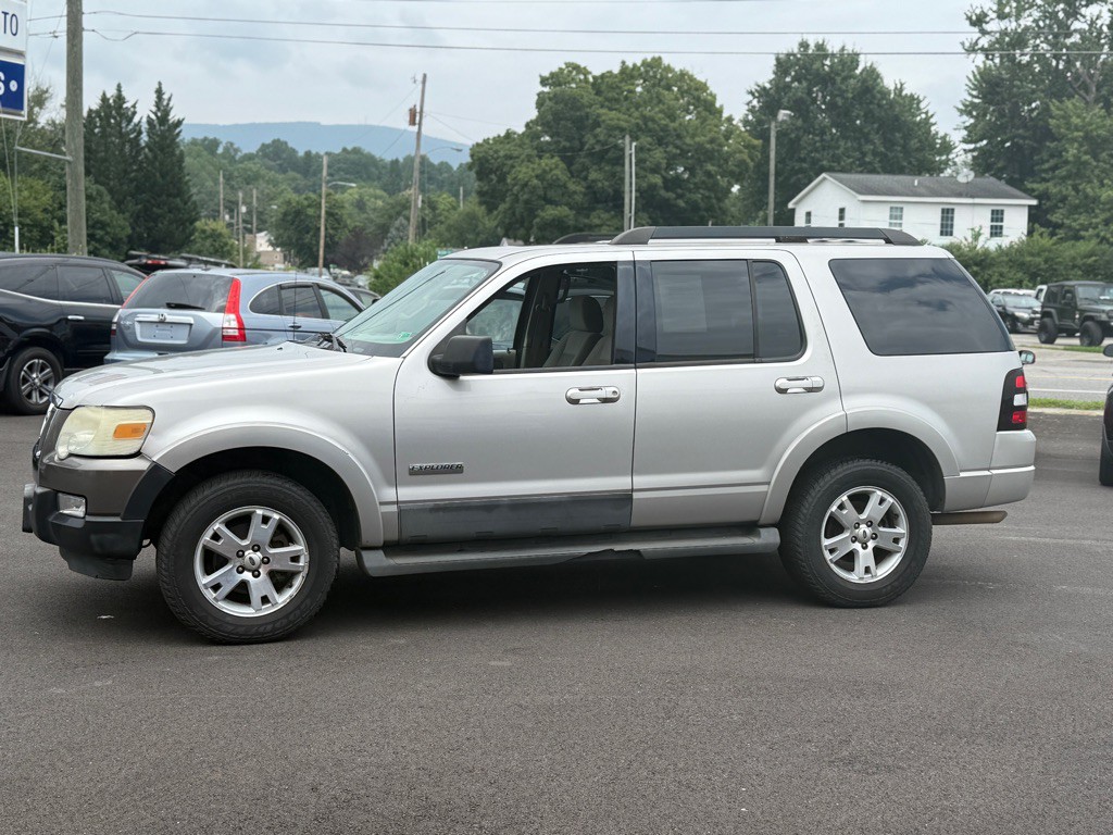 2007 Ford Explorer Image 2