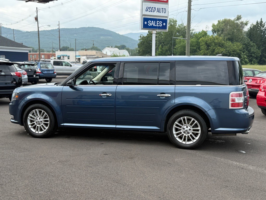 2018 Ford Flex Image 2