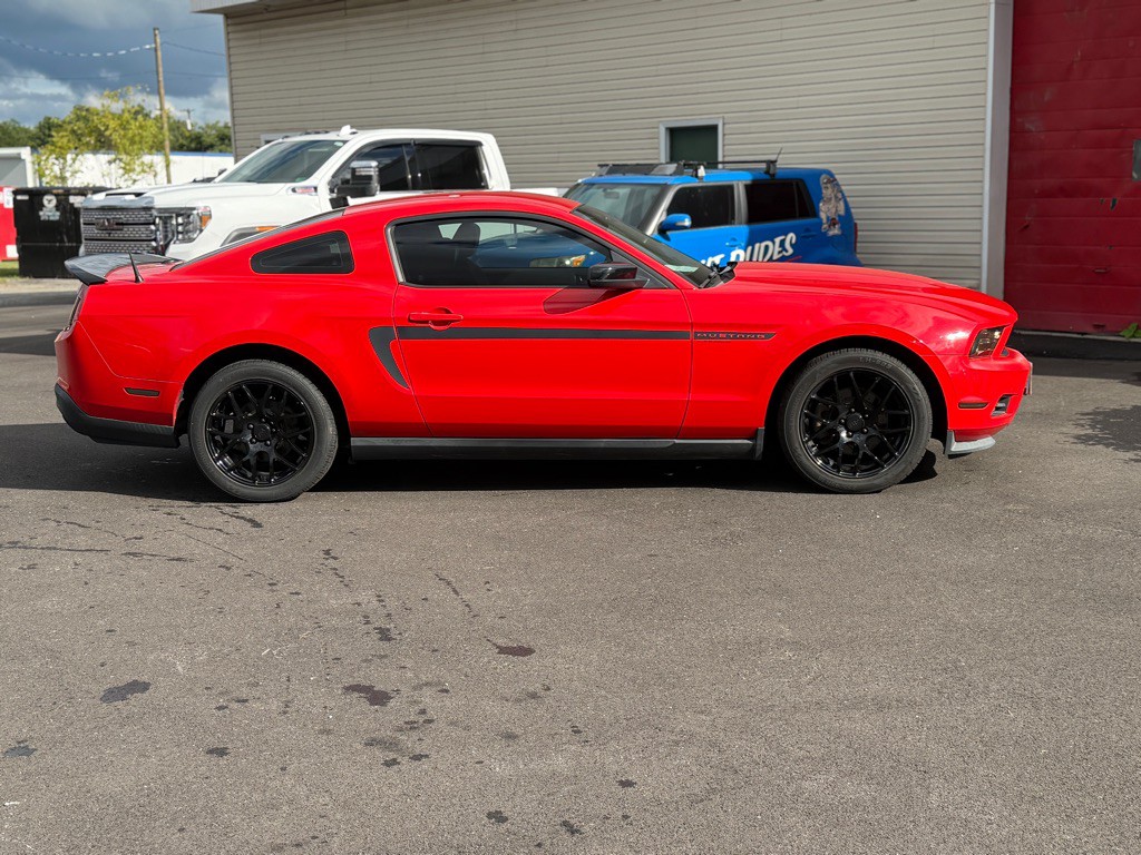 2012 Ford Mustang Image 6
