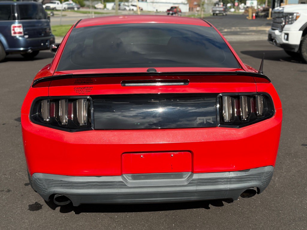 2012 Ford Mustang Image 8