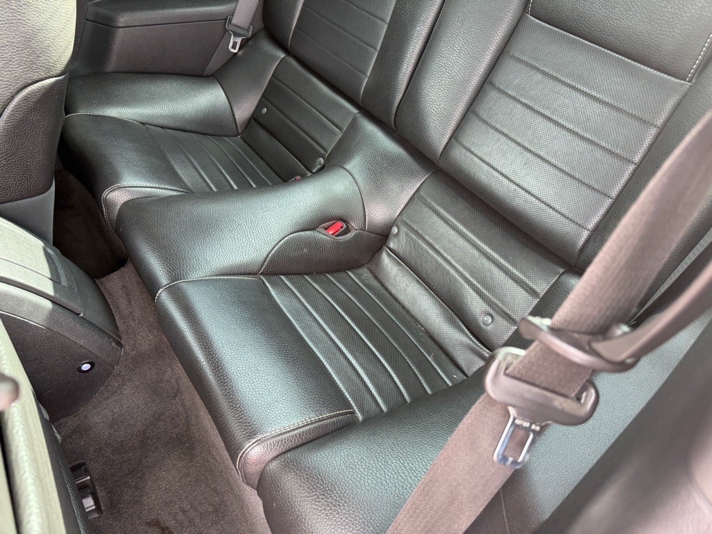 2012 Ford Mustang Image 11