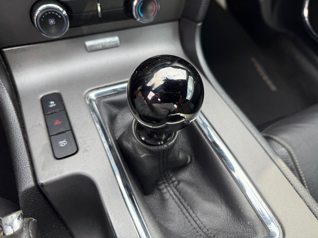 2012 Ford Mustang Image 16