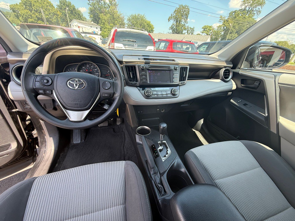 2013 Toyota Rav4 Image 11