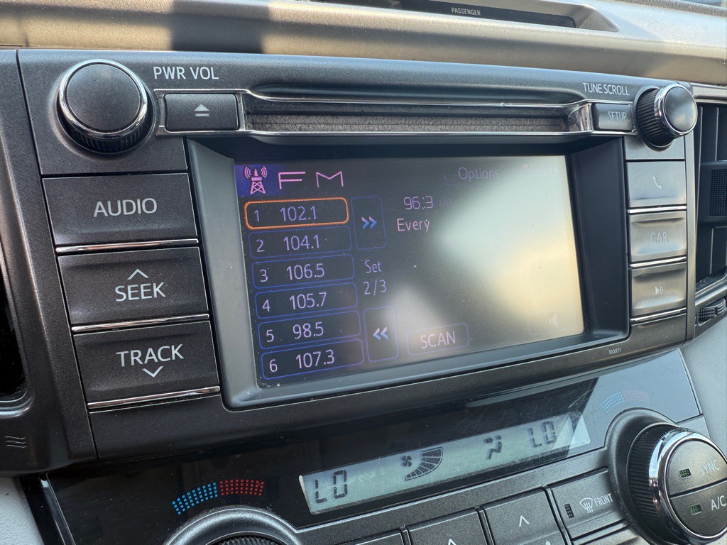 2013 Toyota Rav4 Image 14
