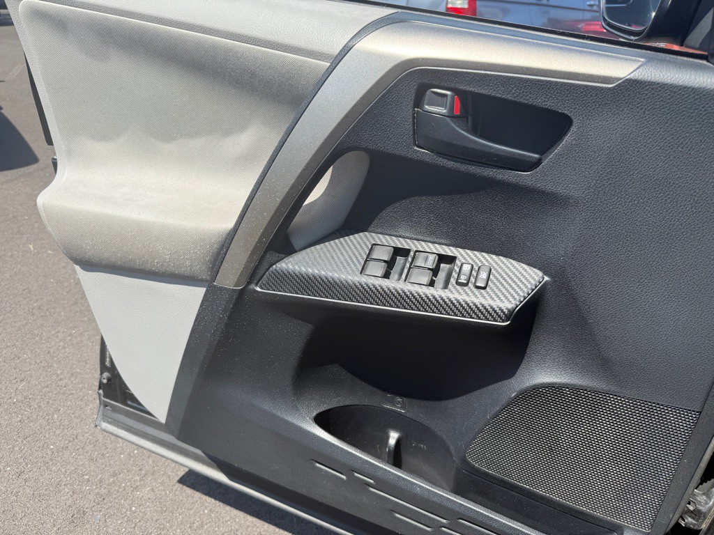 2013 Toyota Rav4 Image 20