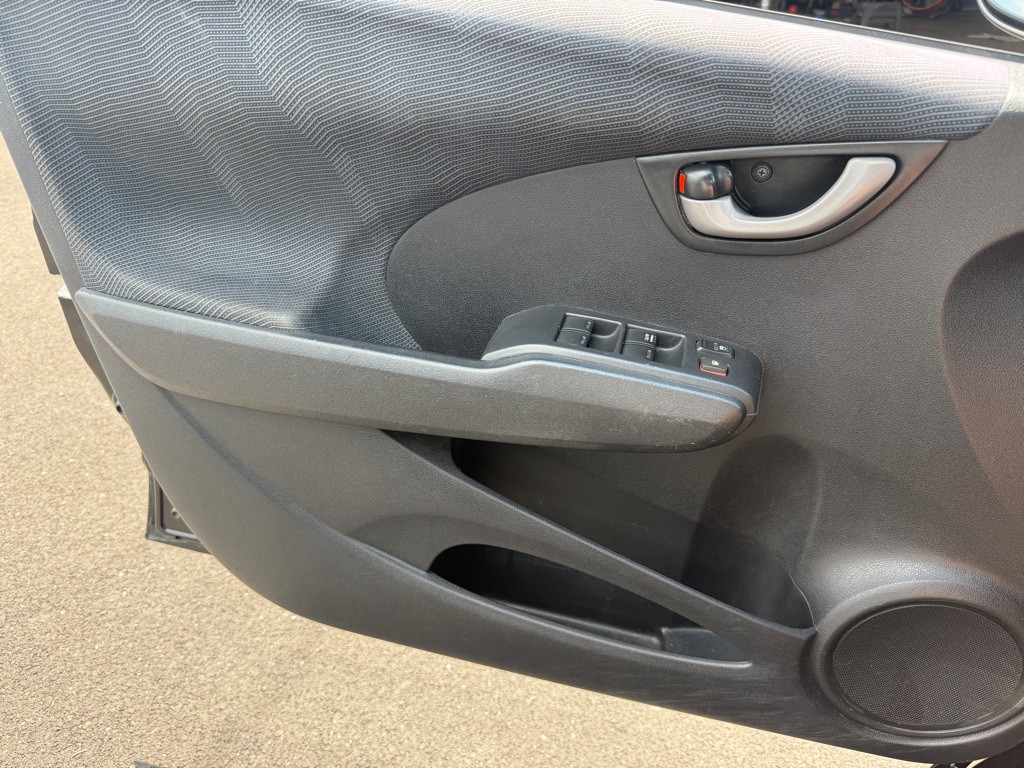2010 Honda Fit Image 18