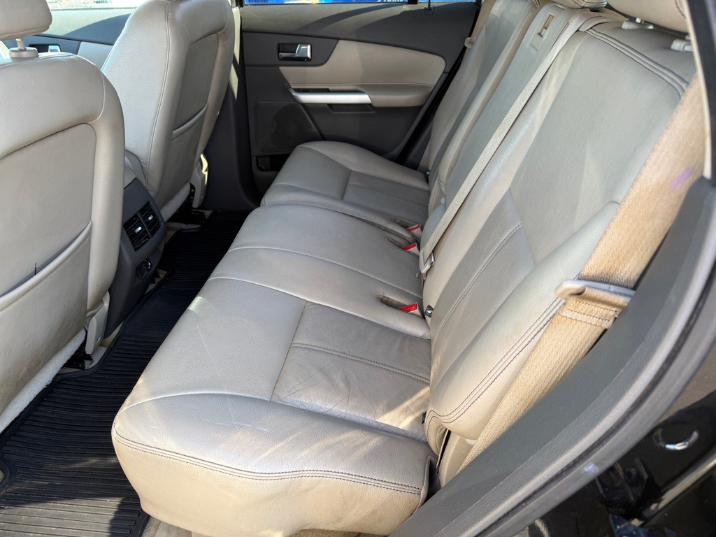 2011 Ford Edge Image 9