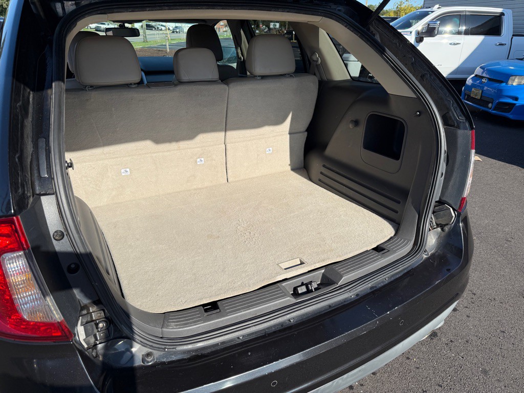 2011 Ford Edge Image 10