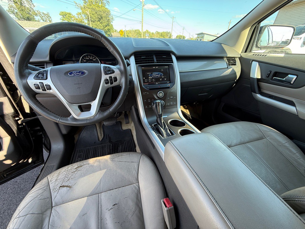 2011 Ford Edge Image 11