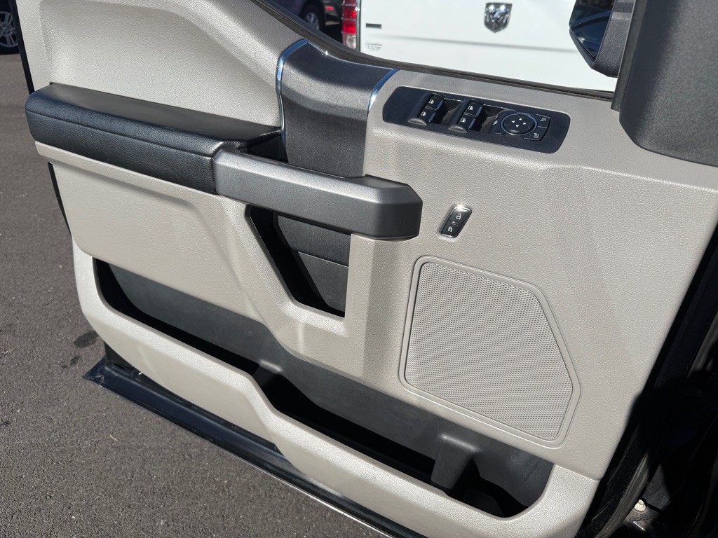 2016 Ford F-150 Image 20