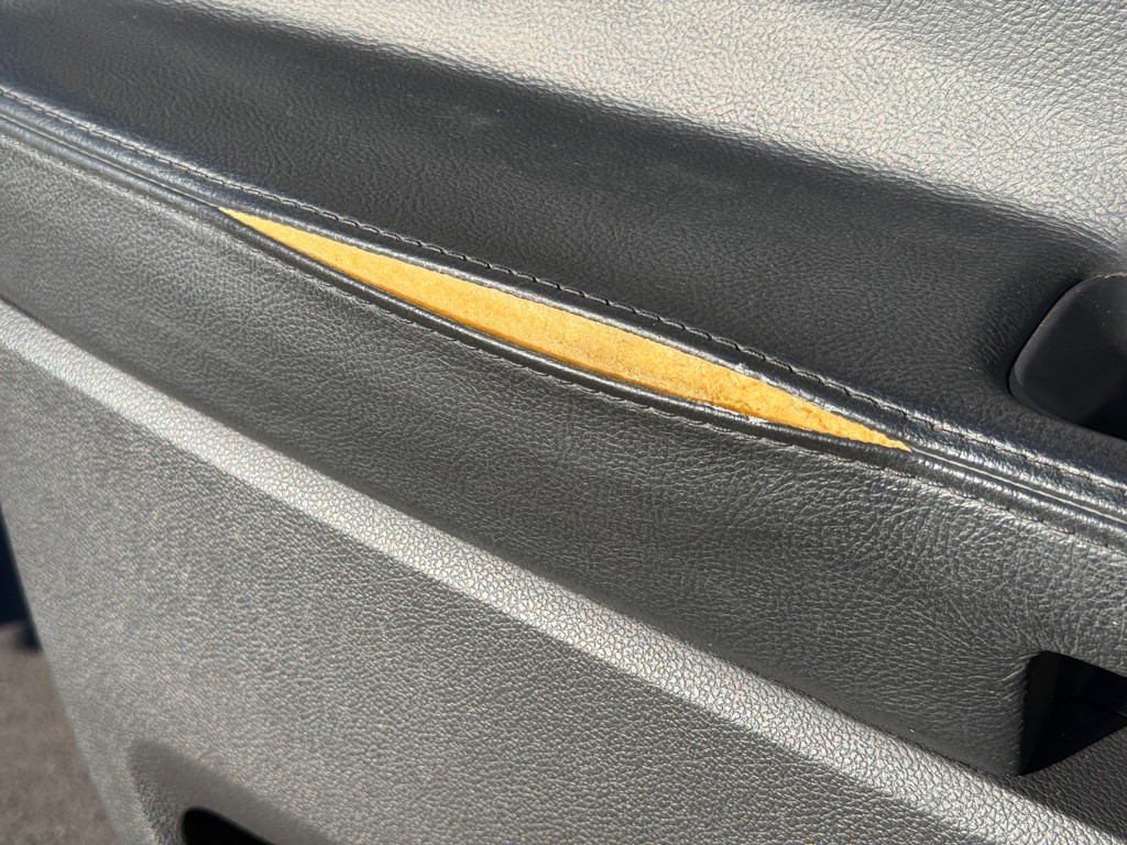 2015 Ford Explorer Image 21