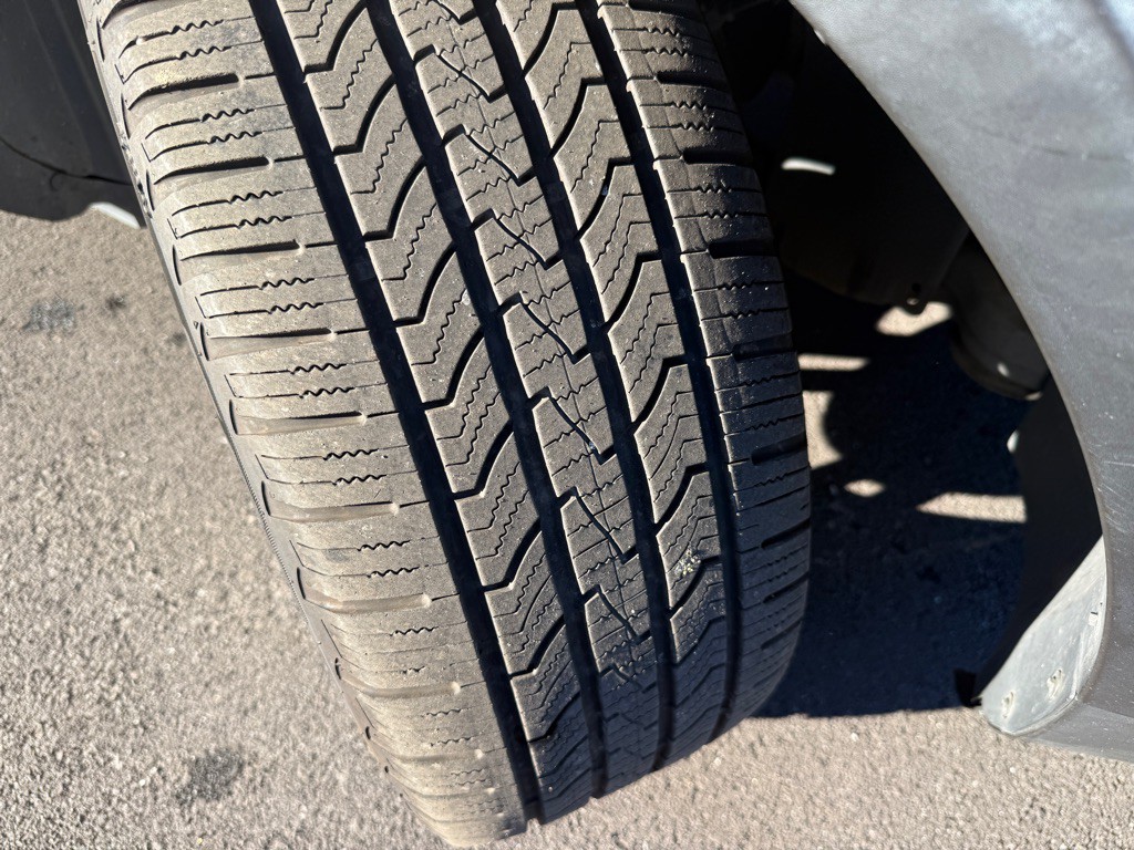 2015 Ford Explorer Image 23