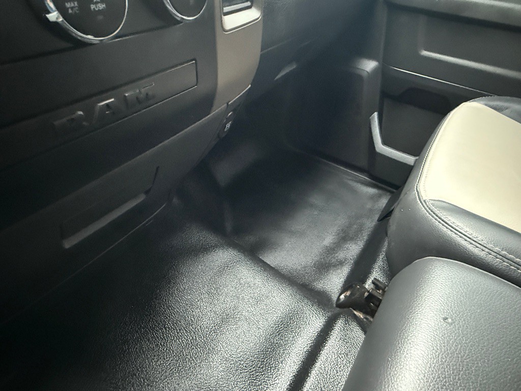 2012 Dodge Ram 1500 Image 18