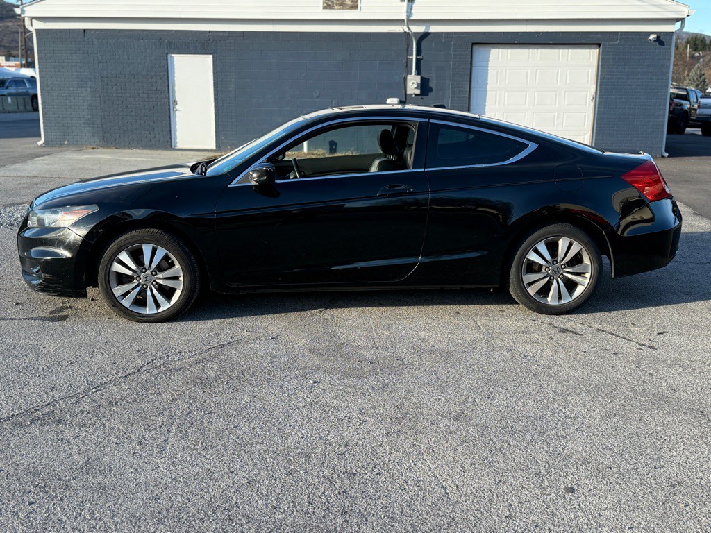 2012 Honda Accord Image 2