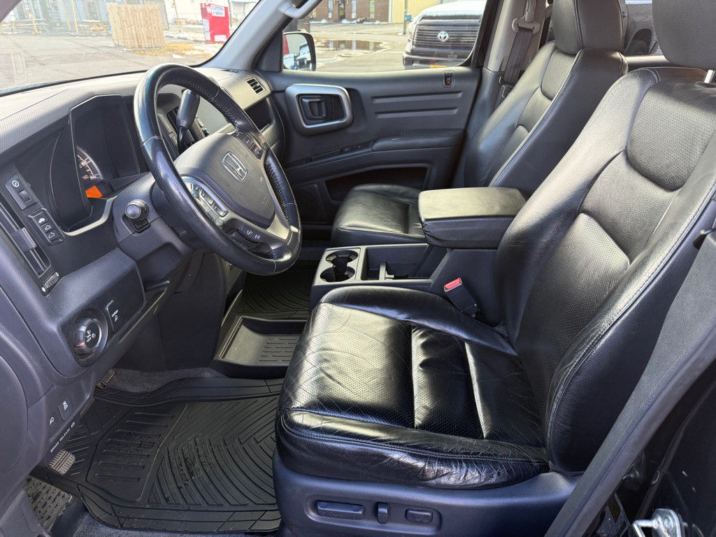 2012 Honda Ridgeline Image 9