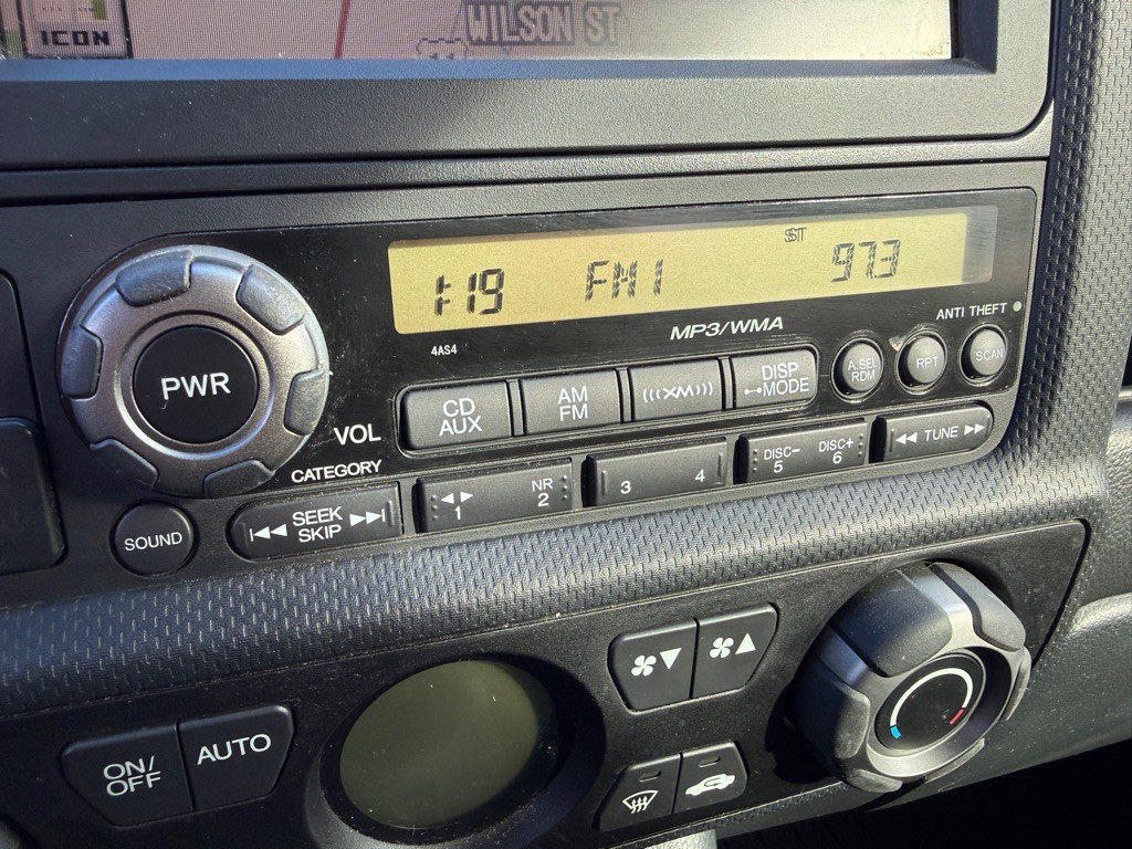 2012 Honda Ridgeline Image 15