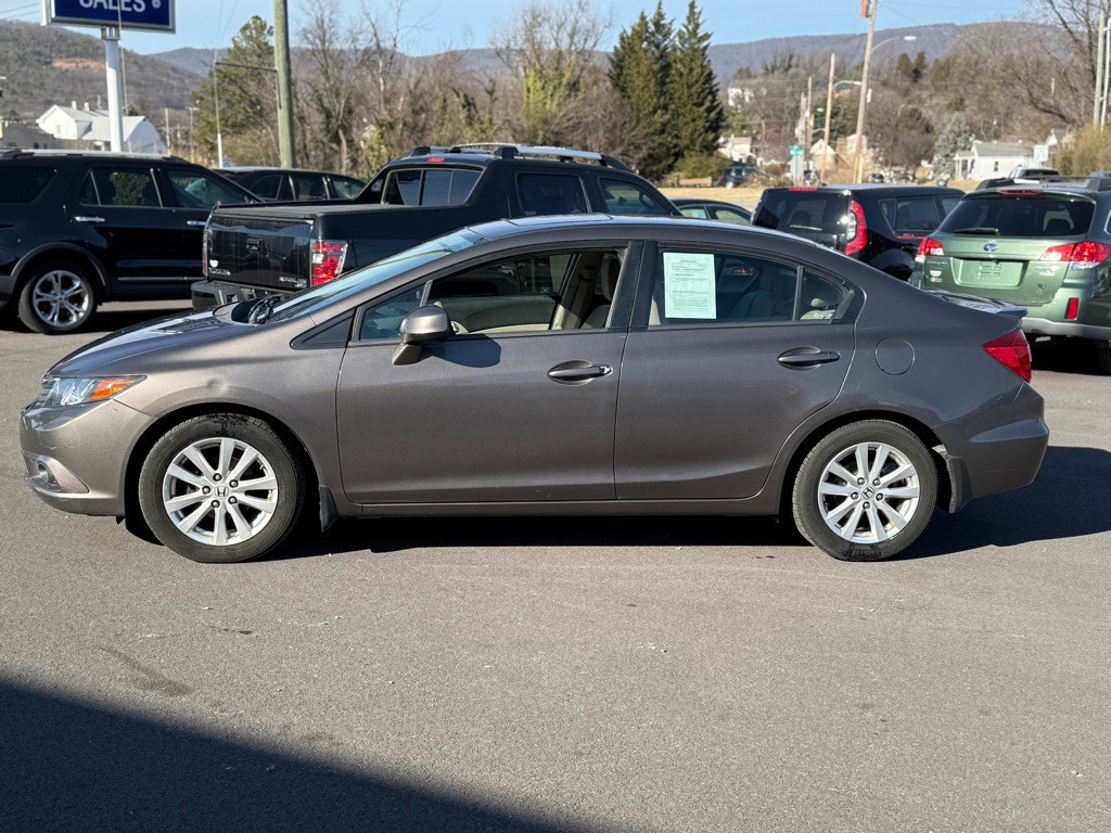 2012 Honda Civic Image 2