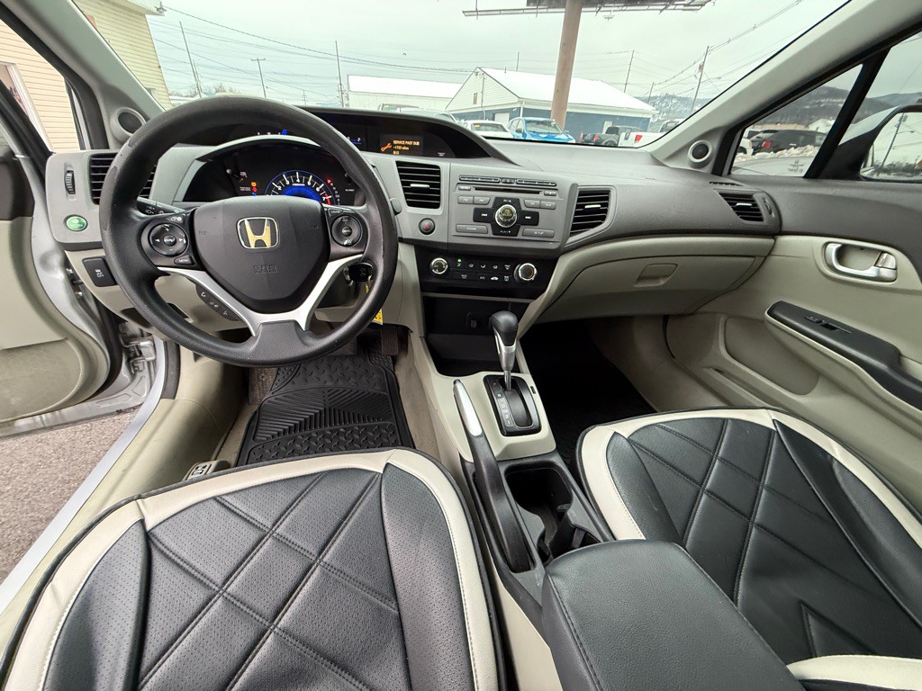 2012 Honda Civic Image 10