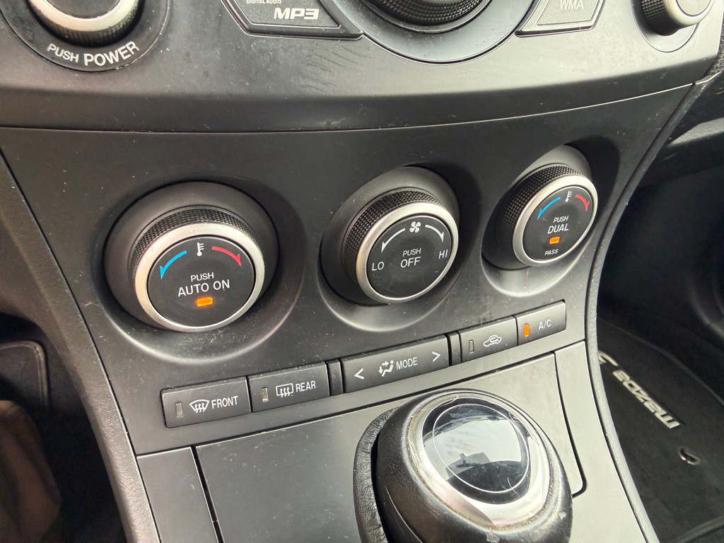 2013 Mazda Mazda3 Image 15