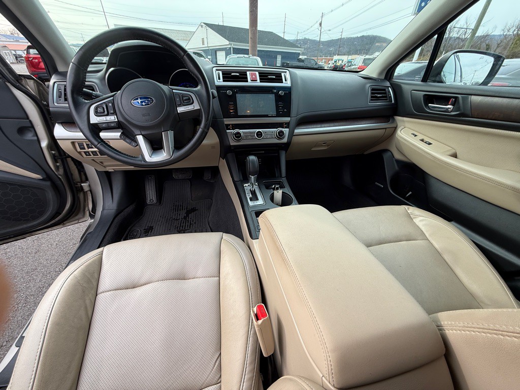 2015 Subaru Outback Image 10