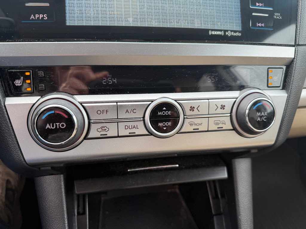 2015 Subaru Outback Image 15