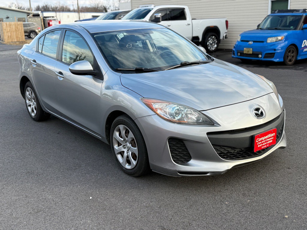 2013 Mazda Mazda3 Image 3