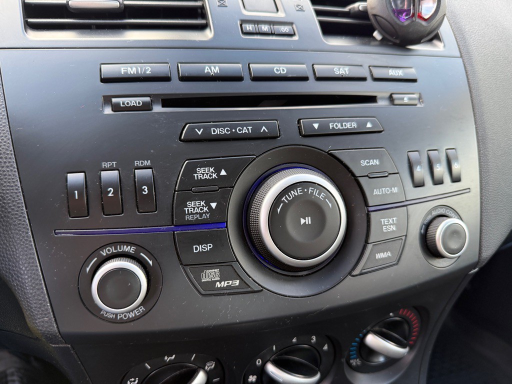 2013 Mazda Mazda3 Image 14