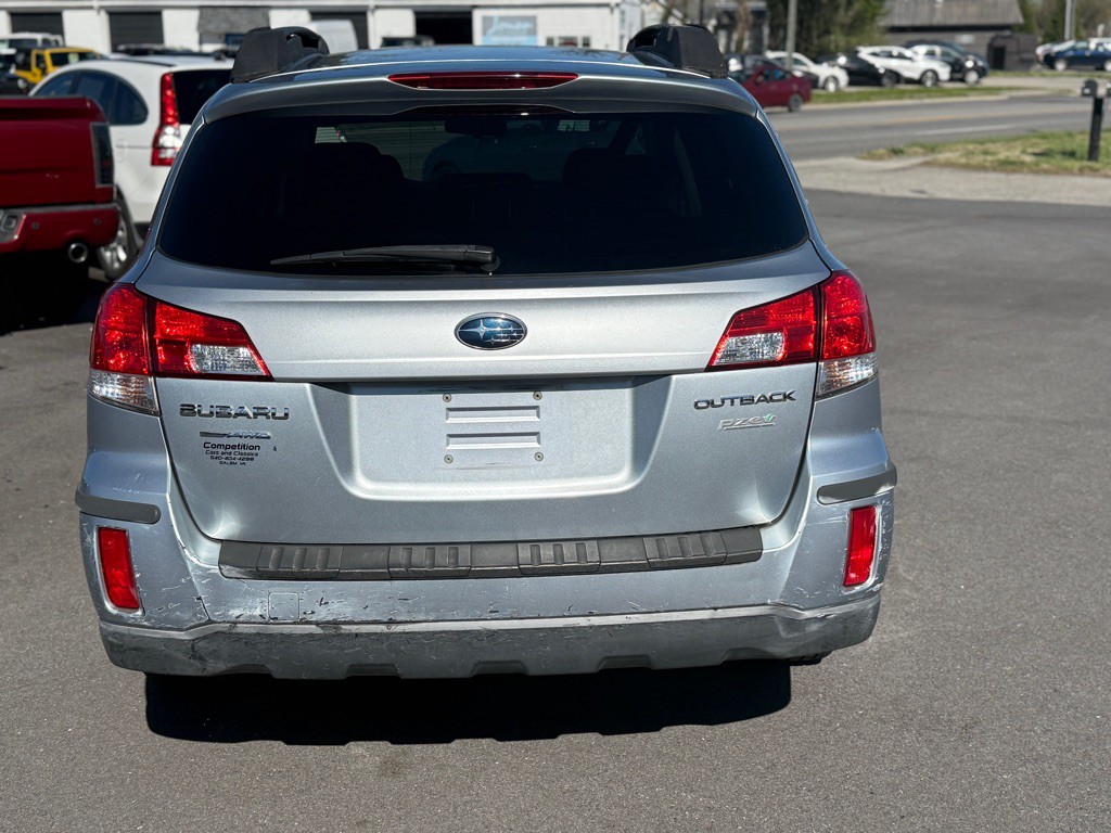 2013 Subaru Outback Image 6