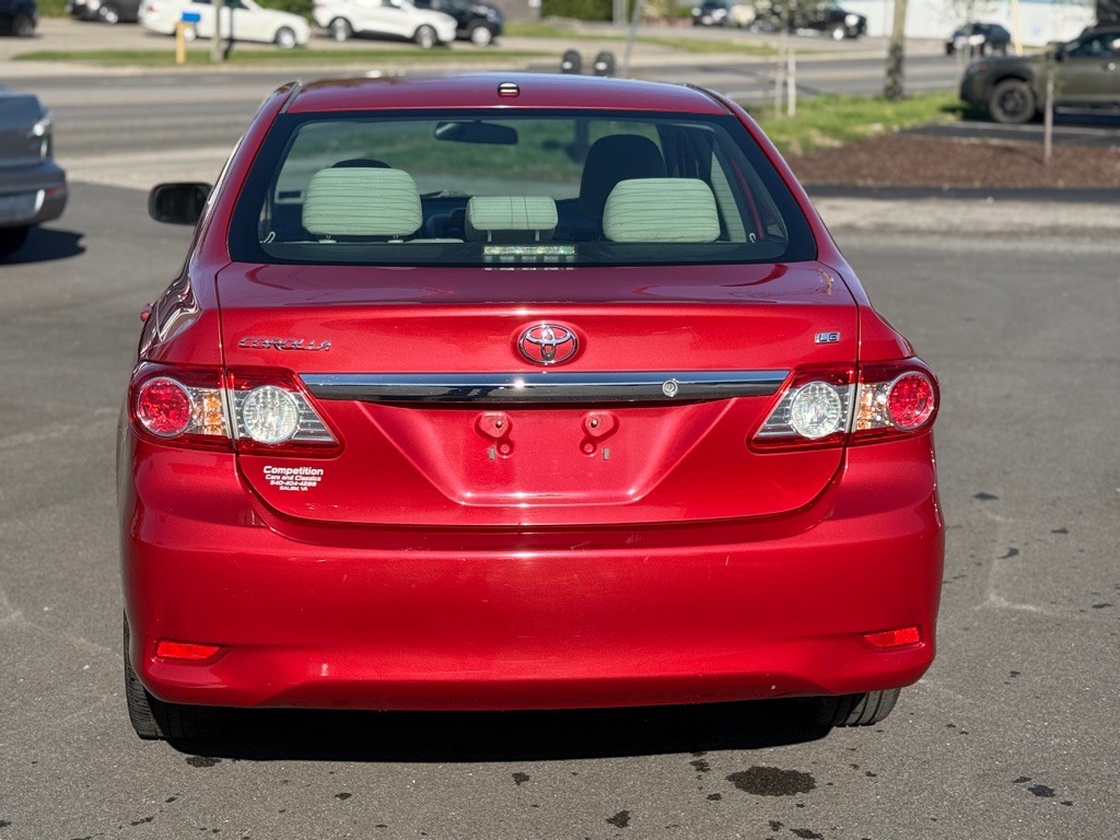 2013 Toyota Corolla Image 6