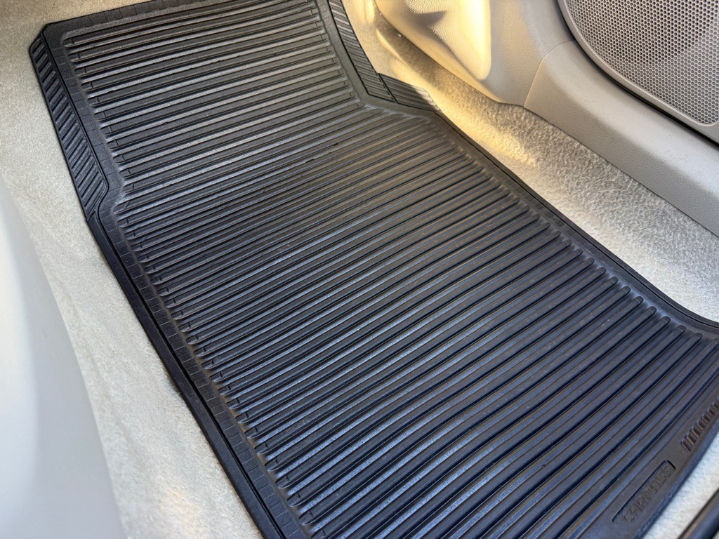 2013 Toyota Corolla Image 16