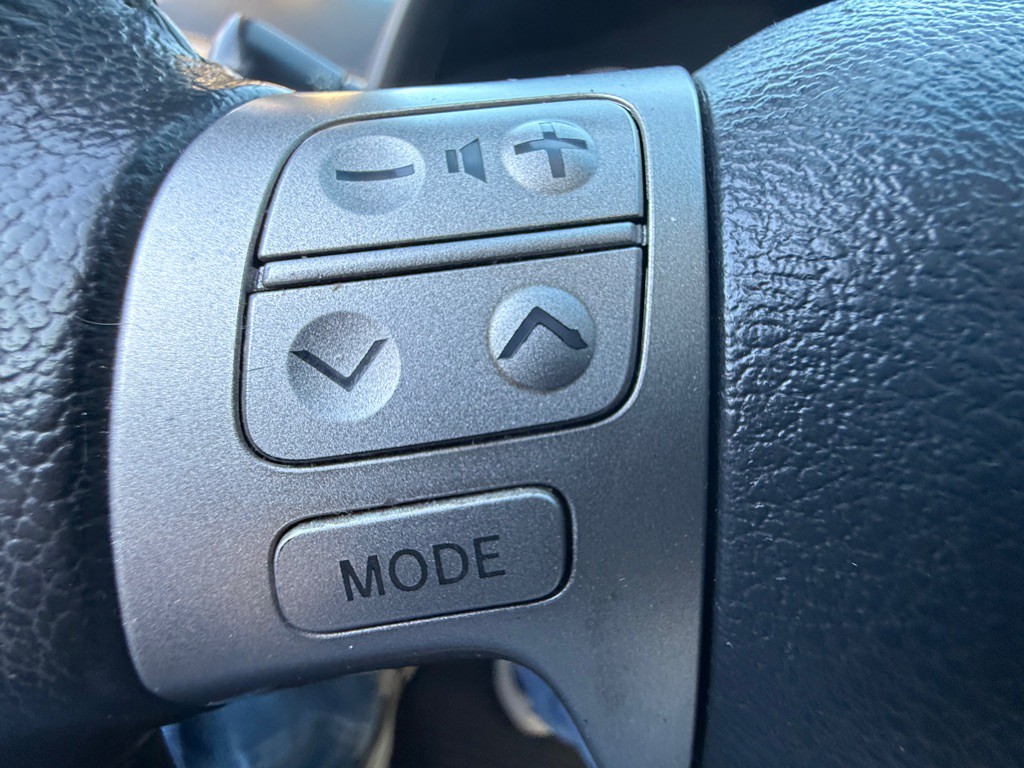 2013 Toyota Corolla Image 18