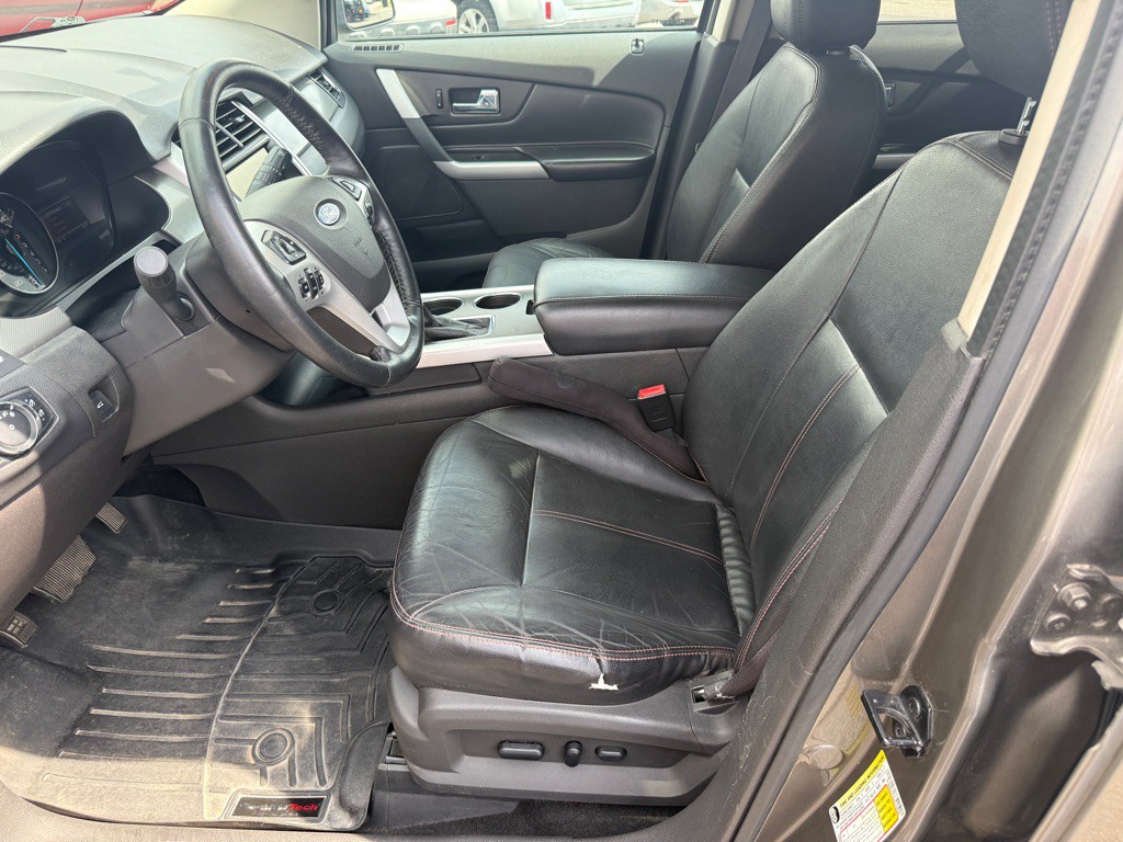 2013 Ford Edge Image 8